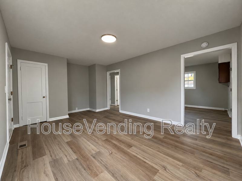 108 James Ave, Maryville, TN 37804 - House for Rent - Image 3
