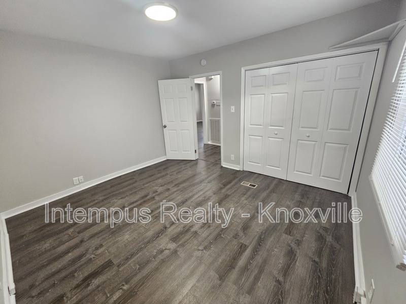 206 Cedar Ave, Knoxville, TN 37917 - House for Rent - Image 9