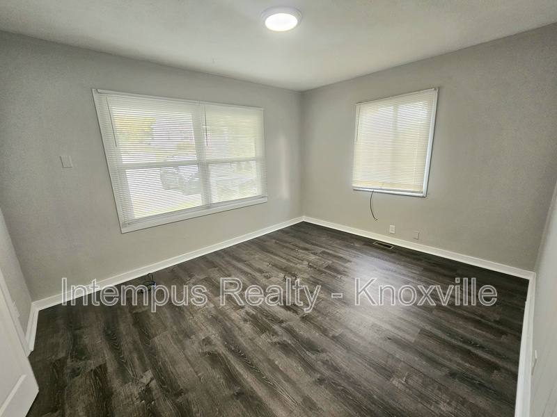 206 Cedar Ave, Knoxville, TN 37917 - House for Rent - Image 5