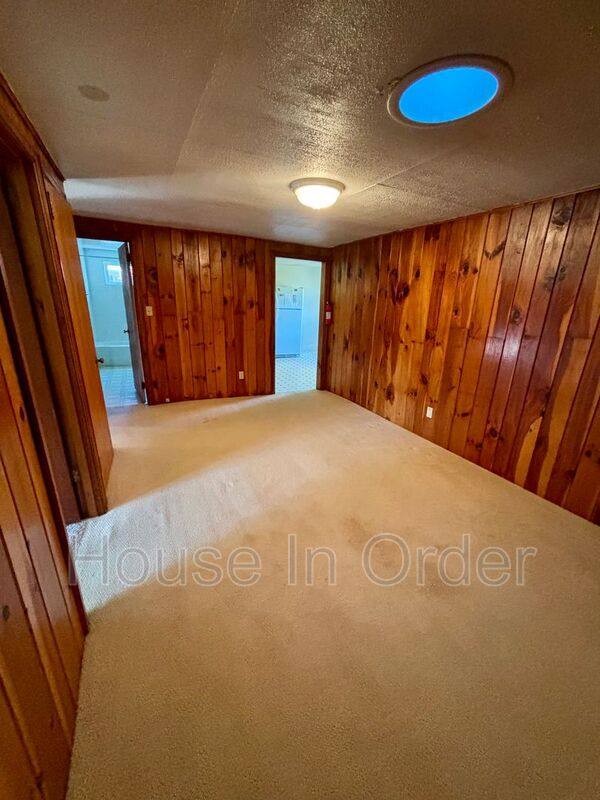 105 Lakewood Dr #4, Asheville, NC 28803 - Apartment for Rent - Image 8