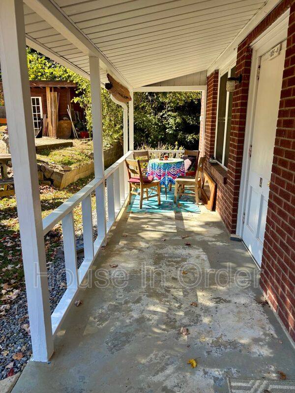 105 Lakewood Dr #4, Asheville, NC 28803 - Apartment for Rent - Image 4
