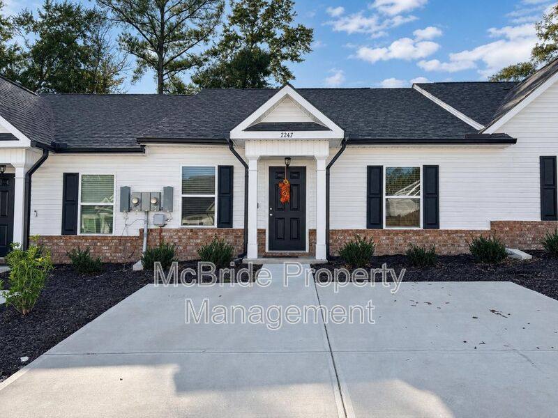 2247 Archer Lane, Augusta, GA 30906 - Townhouse for Rent - Image 1