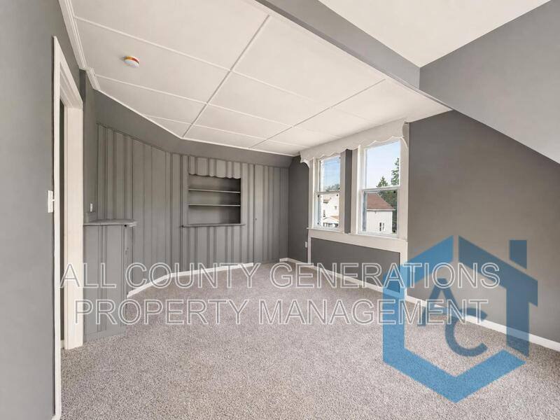2818 E 127th St, Cleveland, OH 44120 - Apartment for Rent - Image 2
