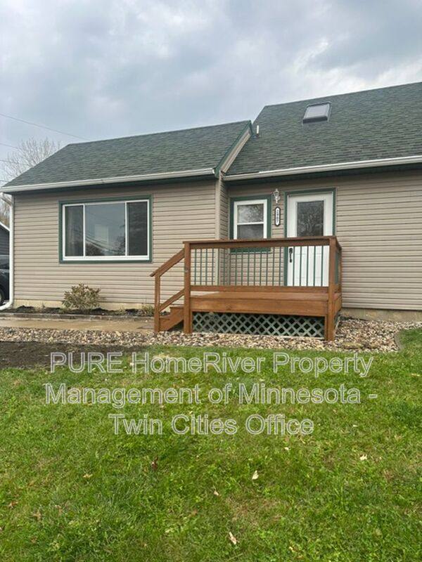 House for rent at 2907 Knollwood Dr SE, Rochester, MN 55904