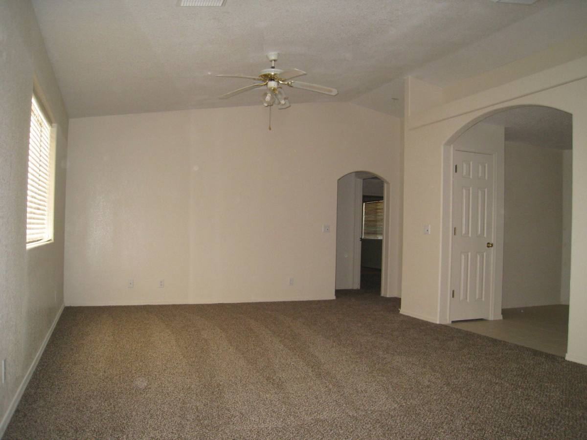3100 Sombrero Dr, Lake Havasu City, AZ 86404 - House for Rent - Image 3
