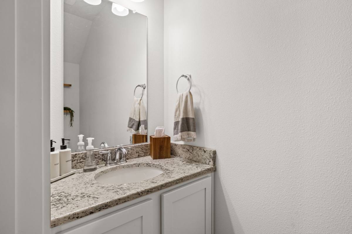 1586 Iroquois Court, Pensacola, FL 32534 - Townhouse for Rent - Image 9