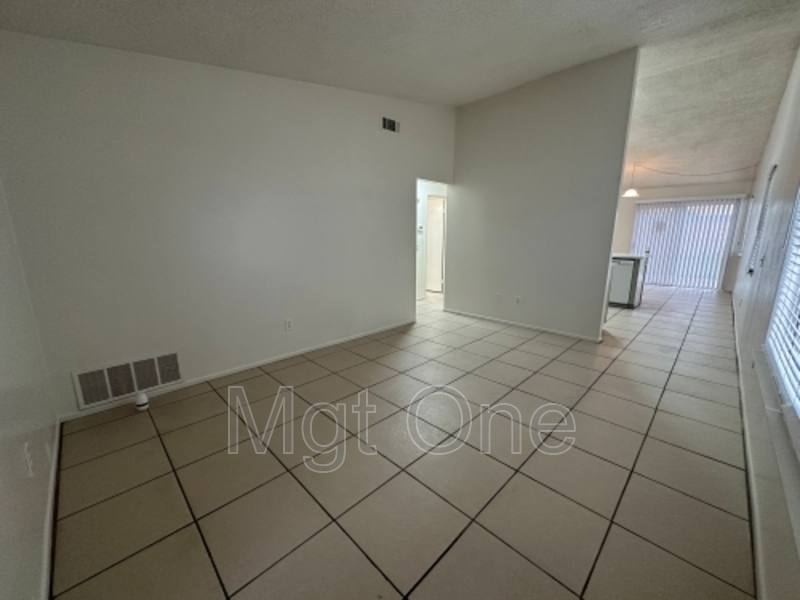 12303 Hythe St, Moreno Valley, CA 92557 - House for Rent - Image 6