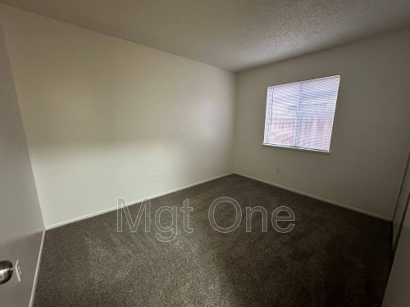 12303 Hythe St, Moreno Valley, CA 92557 - House for Rent - Image 8
