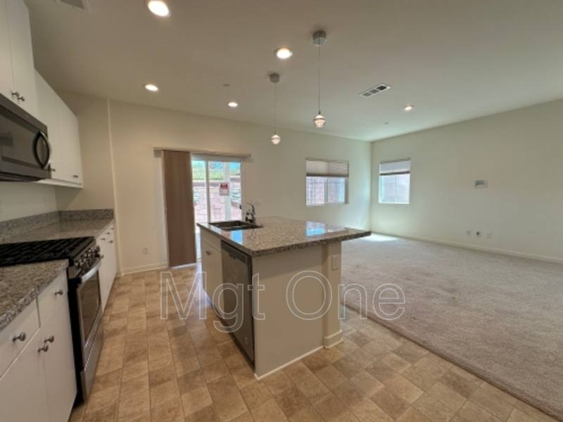12844 Sovite Way, Moreno Valley, CA 92555 - House for Rent - Image 4