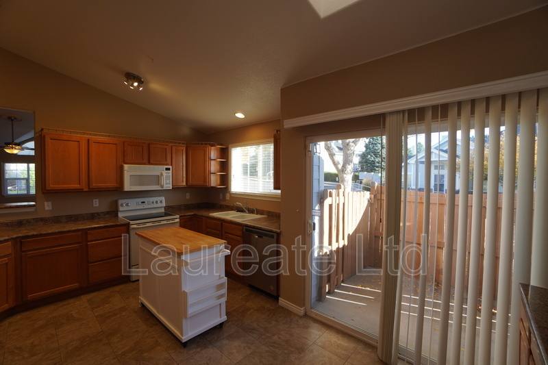 3036 S Waco Court, Aurora, CO 80013 - House for Rent - Image 5