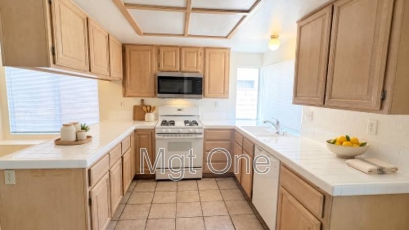 25215 Morning Dove Way, Moreno Valley, CA 92551 - House for Rent - Image 3