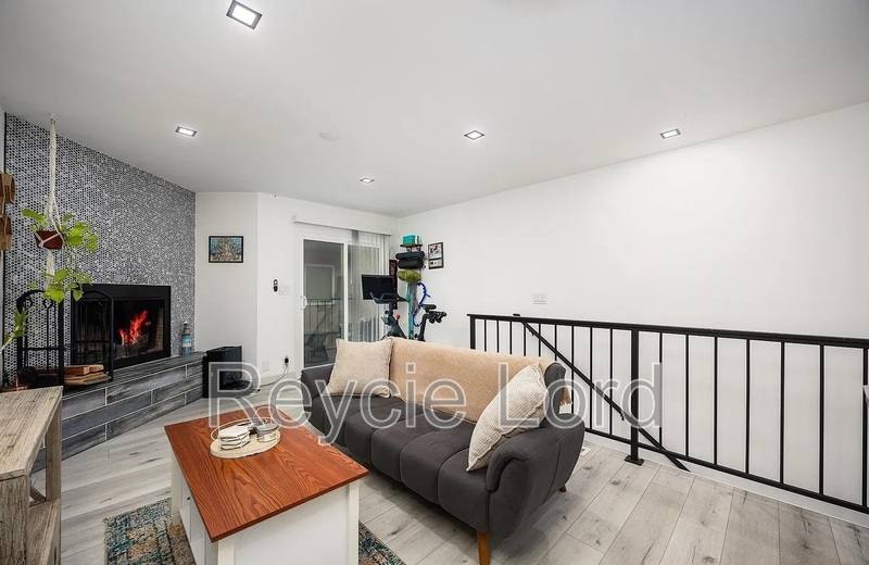 4380 Temecula St #4, San Diego, CA 92107 - Townhouse for Rent - Image 4
