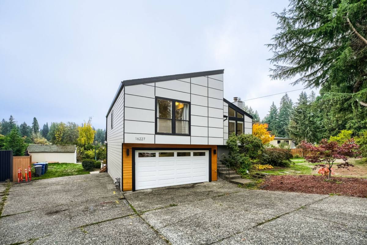 House for rent at 16227 SE Phantom Way, Bellevue, WA 98008