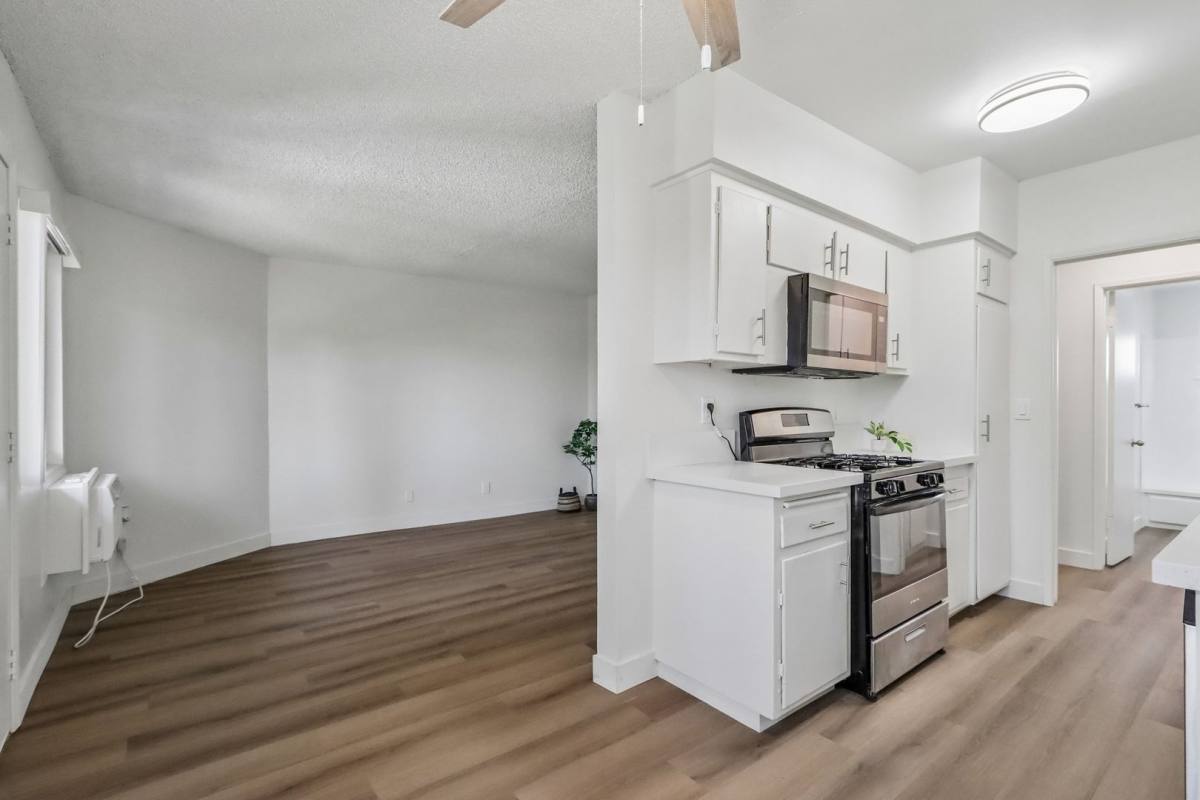 Stonecrest Pointe Apartment Homes, 915 W Orangethorpe Ave, Fullerton, CA 92832 - Apartment for Rent - Image 9
