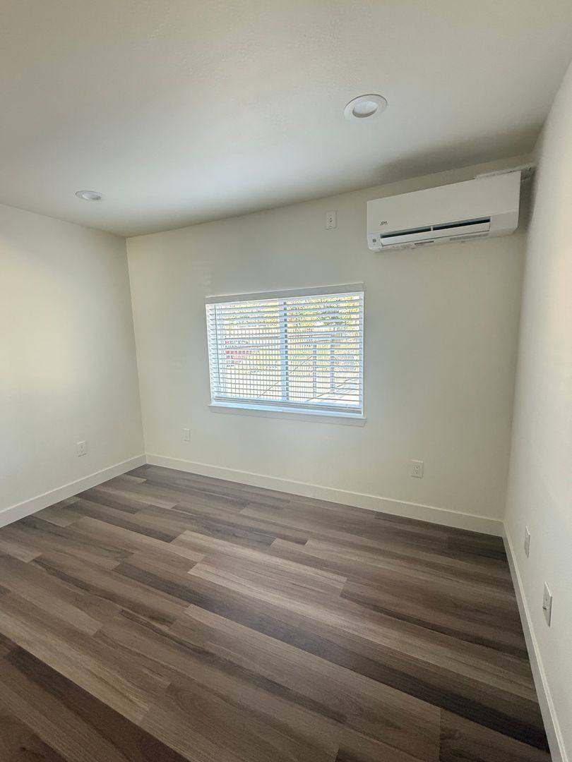 The Enclave at Lawrence, 1981 Saint Lawrence Dr, Santa Clara, CA 95051 - Apartment for Rent - Image 2