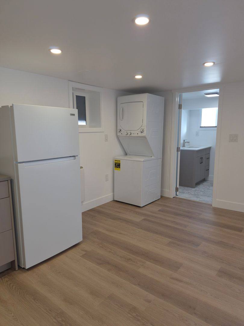 1117 S Grant, Tacoma, WA 98405 - Apartment for Rent - Image 6