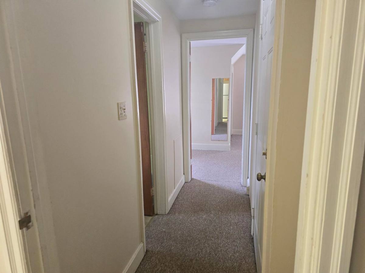 404 W Fairmount Ave, State College, PA 16801 - Apartment for Rent - Image 6