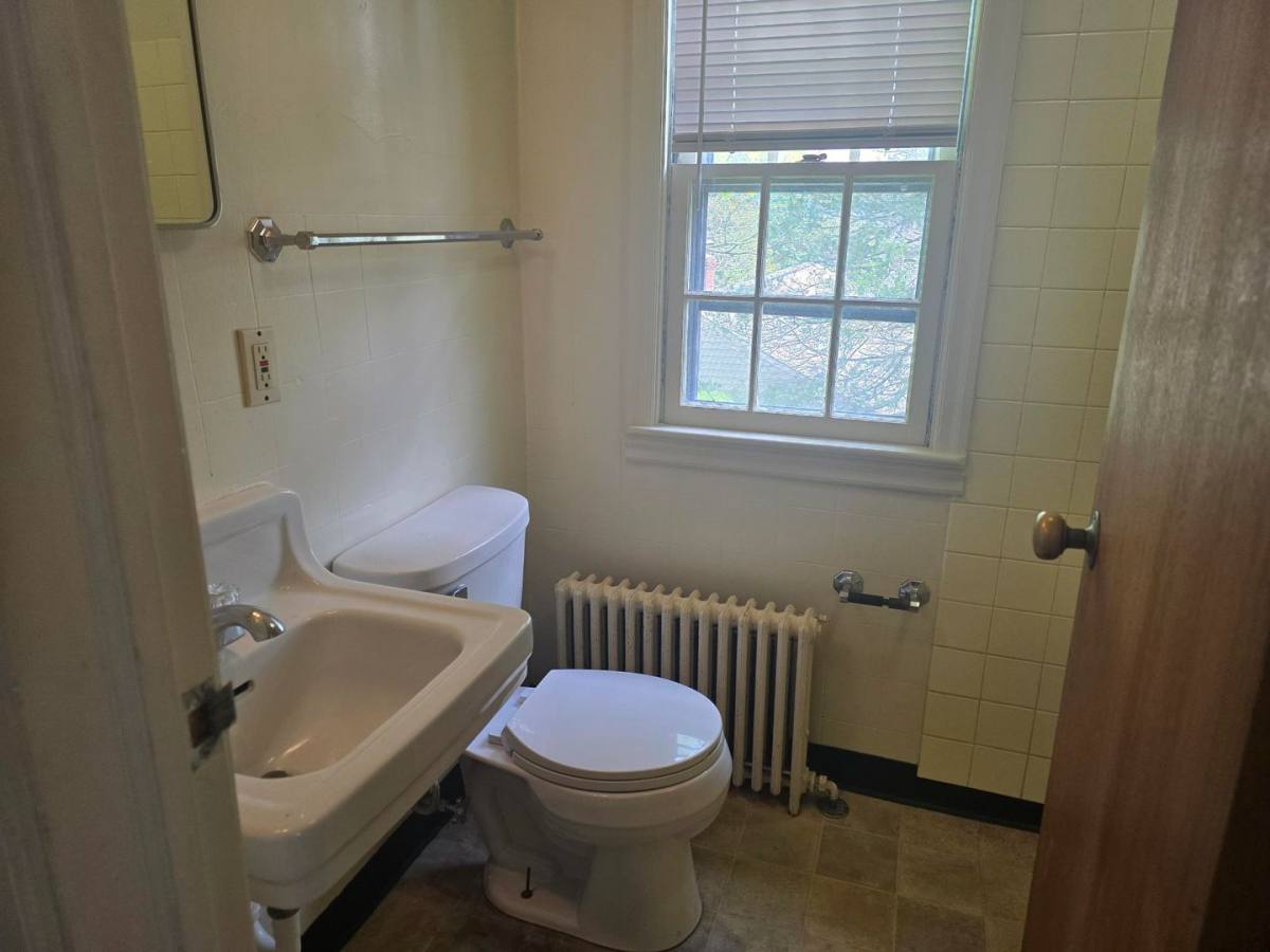 404 W Fairmount Ave, State College, PA 16801 - Apartment for Rent - Image 5