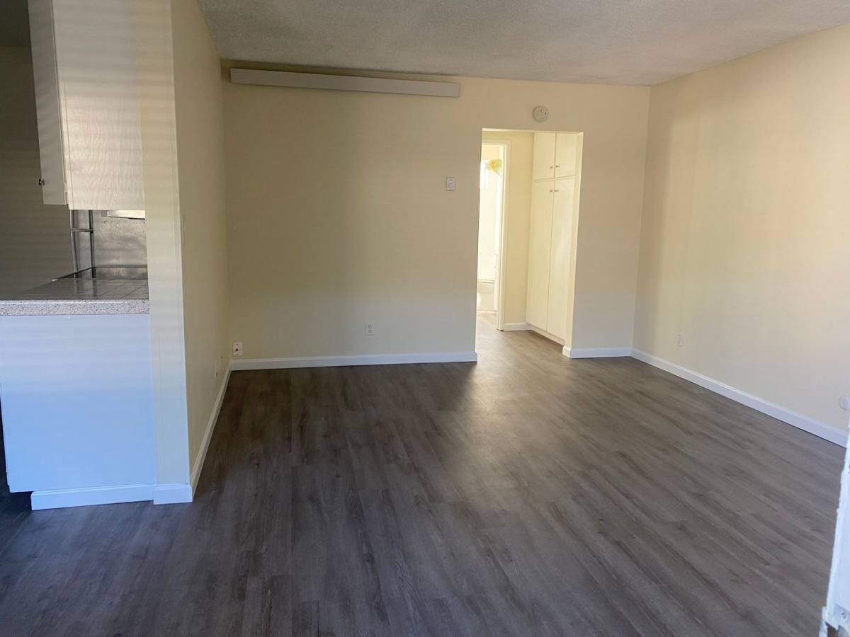Royal Pacific, 1111 Hornblend St #1-25, San Diego, CA 92109 - Apartment for Rent - Image 8