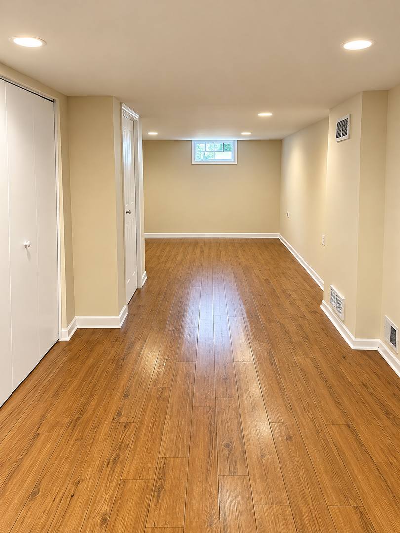 2800 Pine, Waukegan, IL 60085 - House for Rent - Image 10