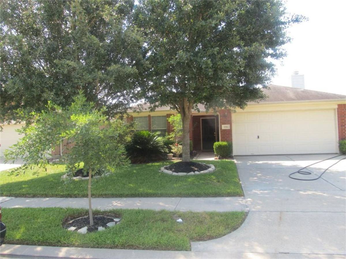 House for rent at 9306 Comanche Peak Lane, Houston, TX 77089