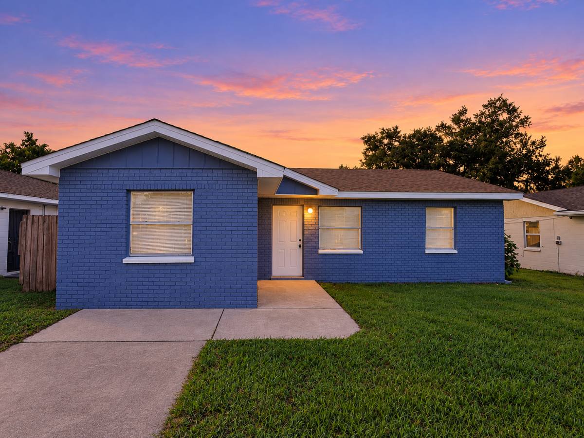 House for rent at 2038 Somerville Lane, Lakeland, FL 33815