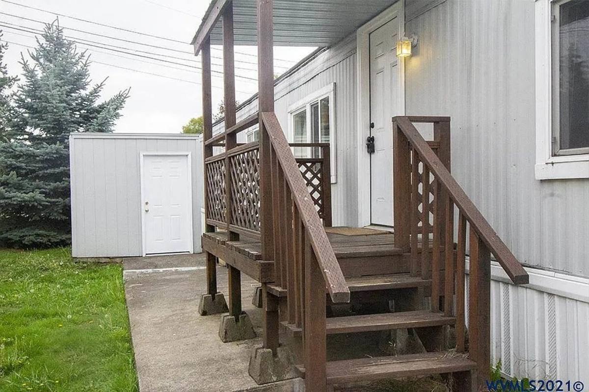 2010 SW 3rd St #2 in Corvallis, OR | 2 Beds 1 Bath 672 sqft House for ...