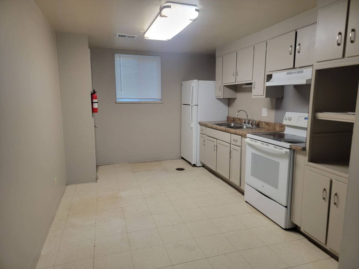 365 Ames St, Lakewood, CO 80226 - Apartment for Rent - Image 2
