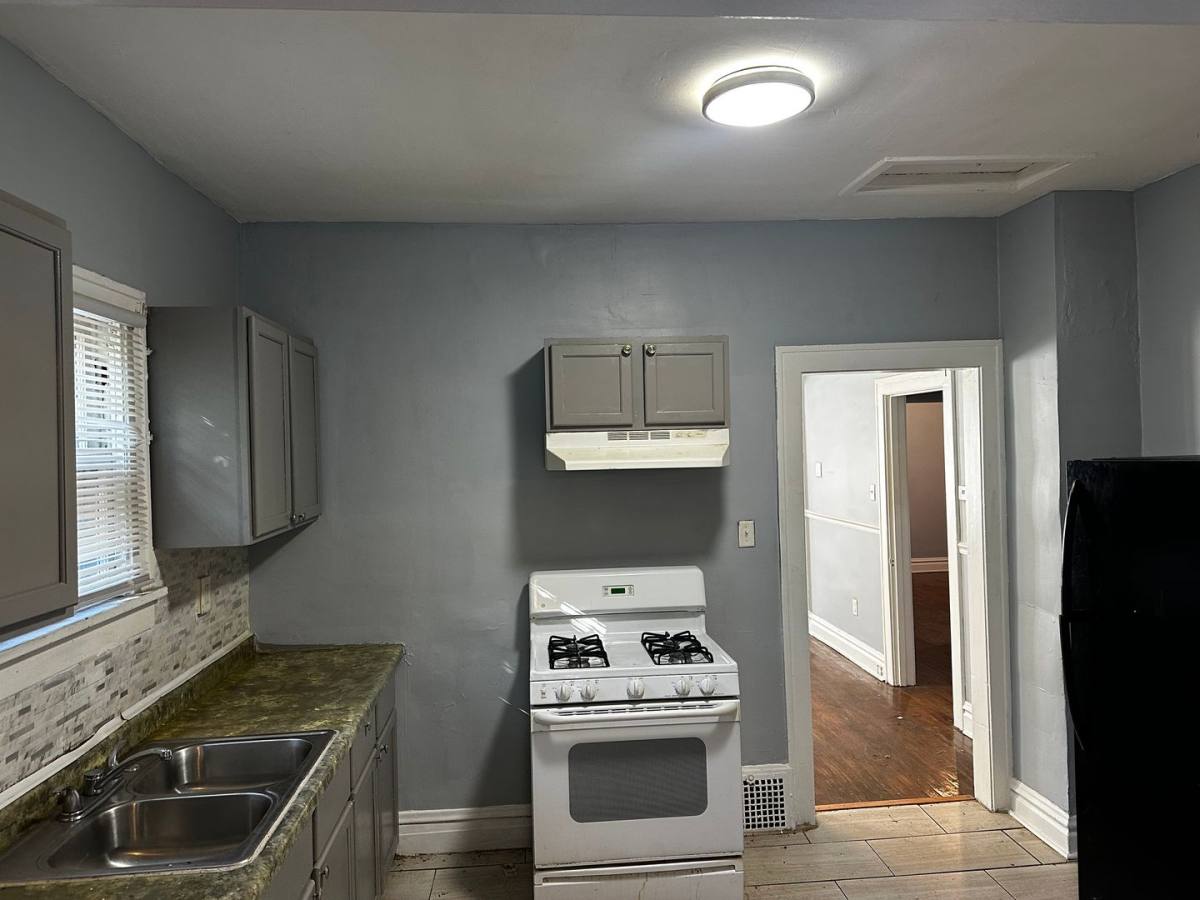4564 Massachuttes St, Gary, IN 46409 - Apartment for Rent - Image 5