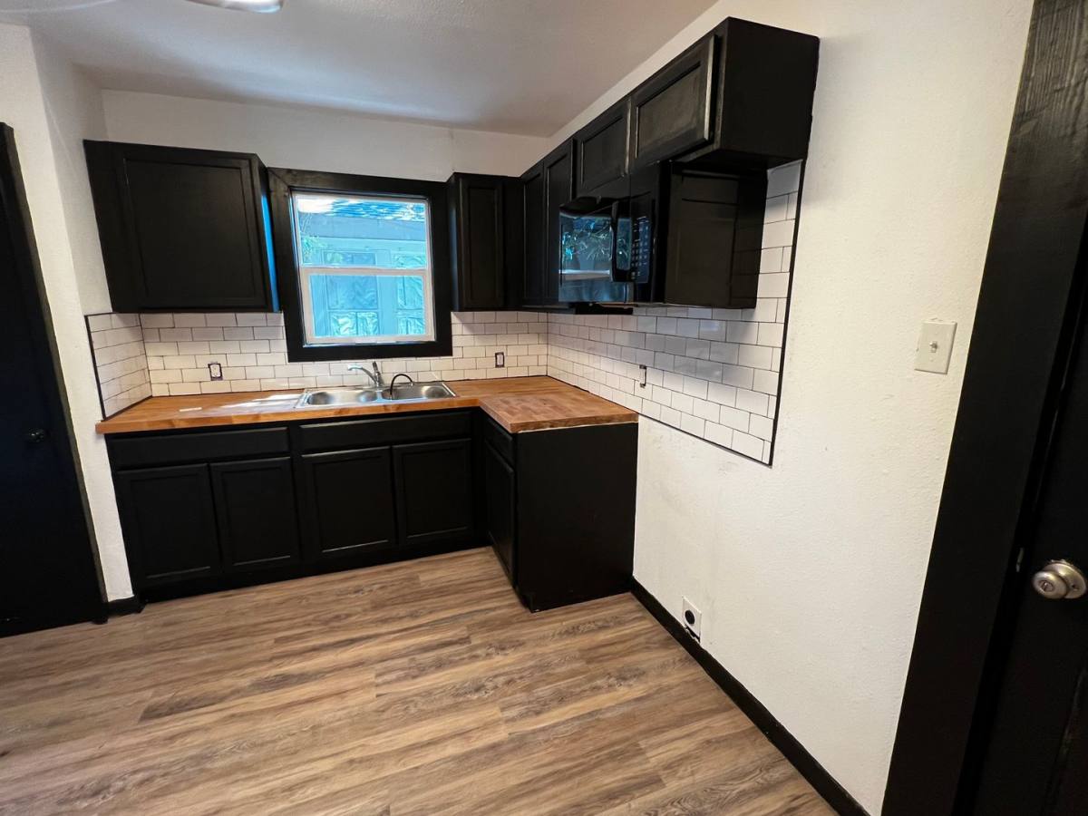706 3rd NW, Ardmore, OK 73401 - House for Rent - Image 5