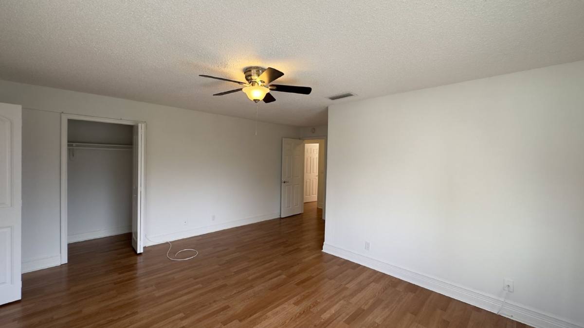 5340 Bosque Lane #98, West Palm Beach, FL 33415 - Townhouse for Rent - Image 9