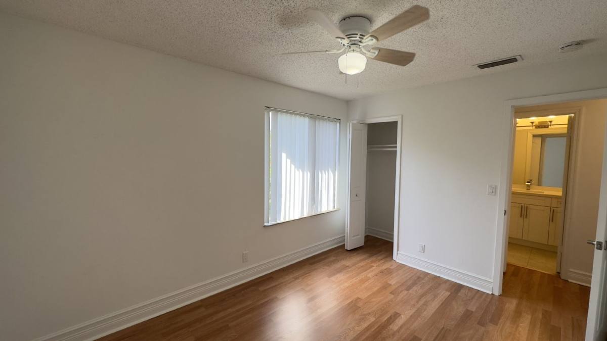 5340 Bosque Lane #98, West Palm Beach, FL 33415 - Townhouse for Rent - Image 3