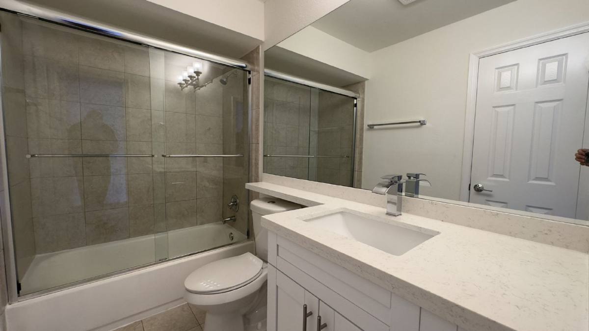 5340 Bosque Lane #98, West Palm Beach, FL 33415 - Townhouse for Rent - Image 6