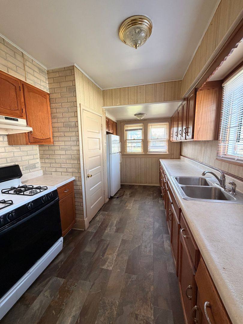 3322 Bowser Ave, Fort Wayne, IN 46806 - House for Rent - Image 1