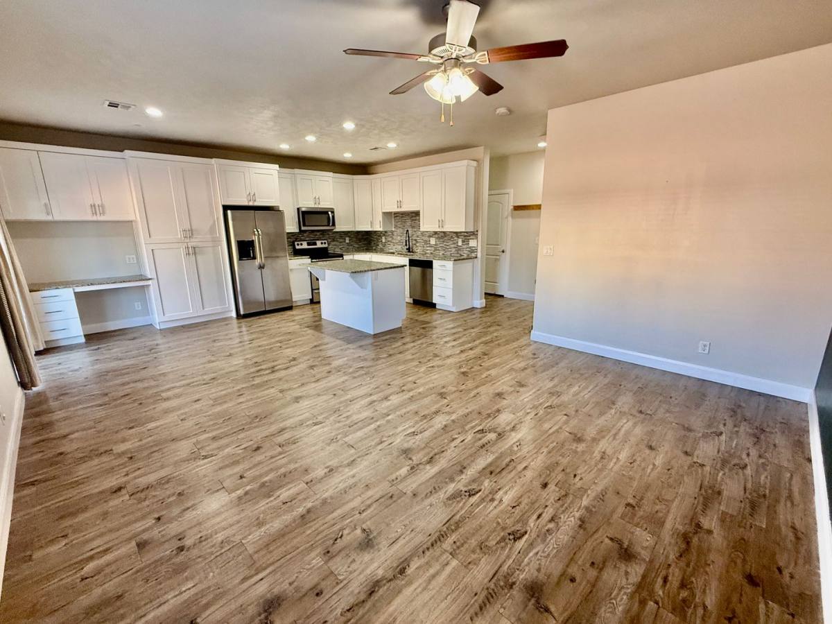 2541 Bella Vista, Santa Clara, UT 84765 - Townhouse for Rent - Image 7