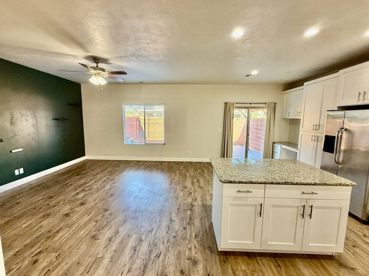 2541 Bella Vista, Santa Clara, UT 84765 - Townhouse for Rent - Image 6
