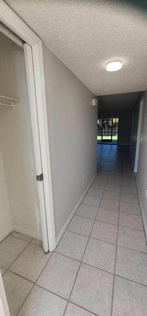 333 S Patrick Dr #3, Satellite Beach, FL 32937 - Apartment for Rent - Image 3
