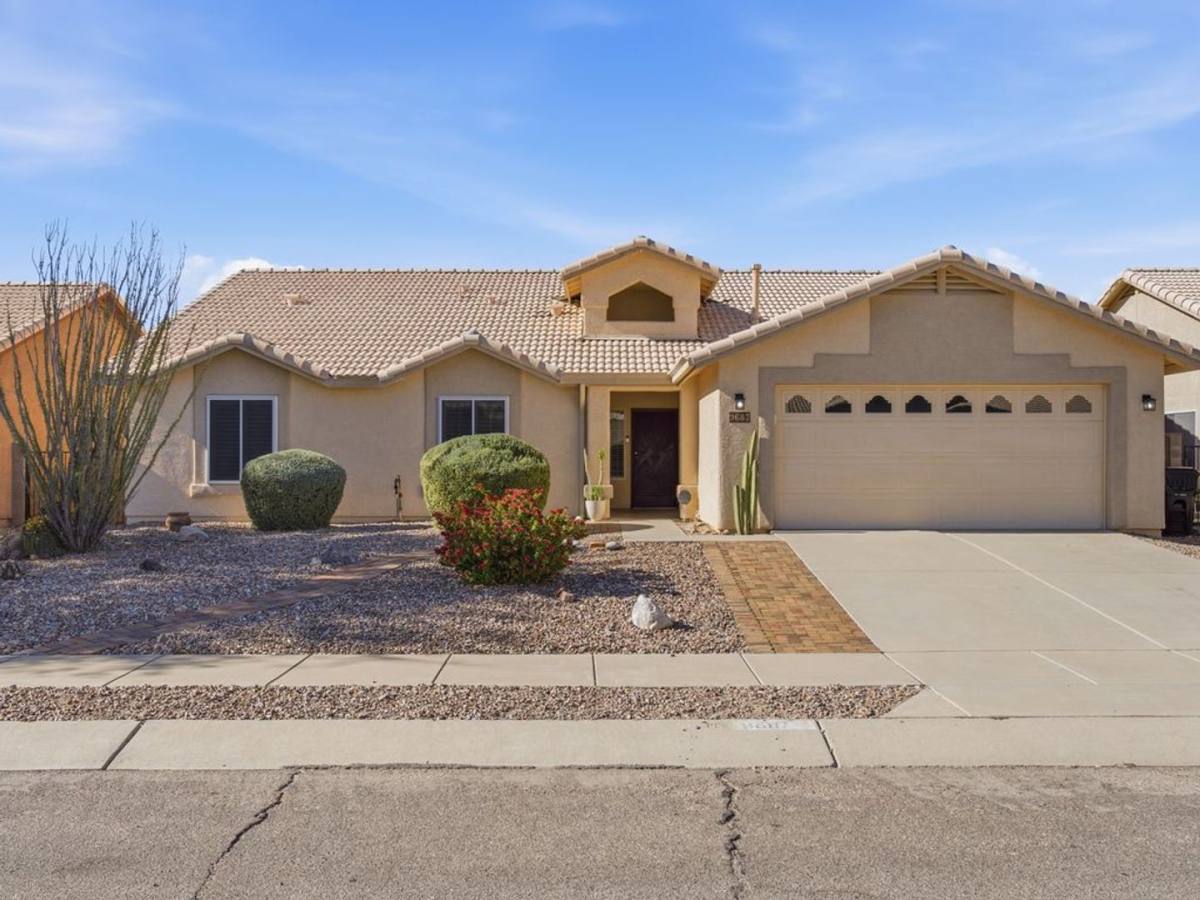 9687 E Banbridge St, Tucson, AZ 85747 - House for Rent