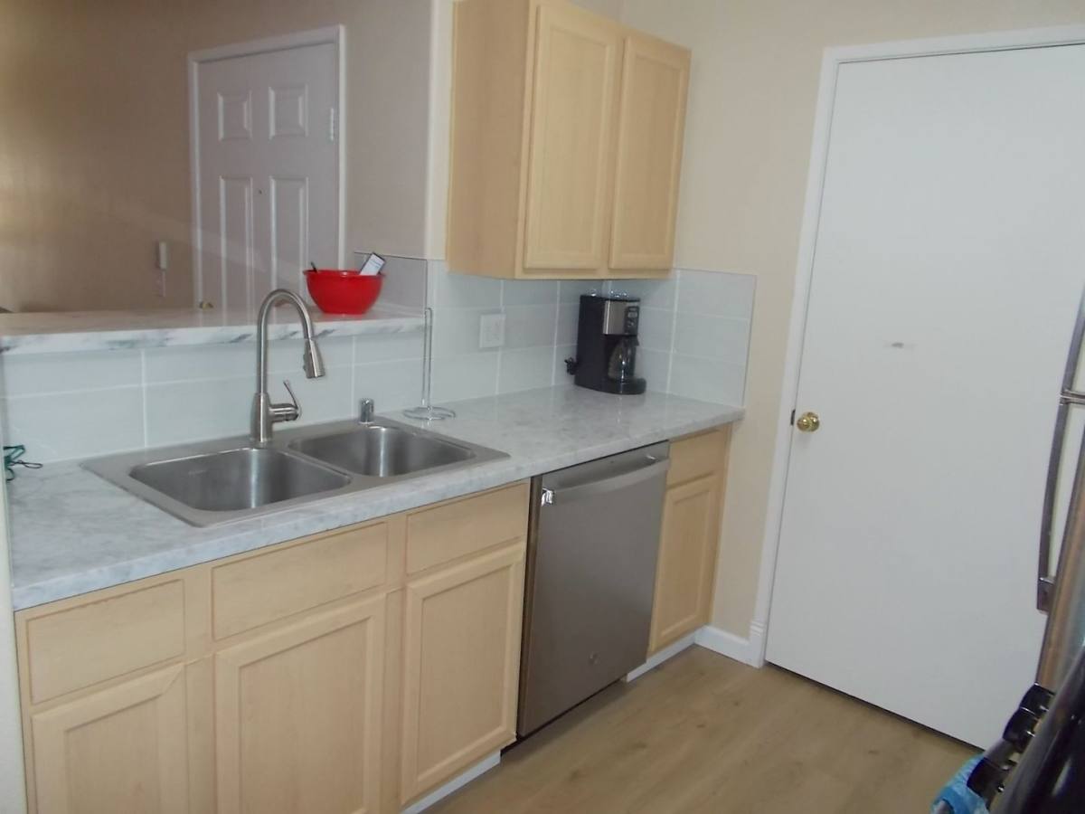 950 Seven Hills Dr #123, Henderson, NV 89052 - Condo for Rent - Image 10