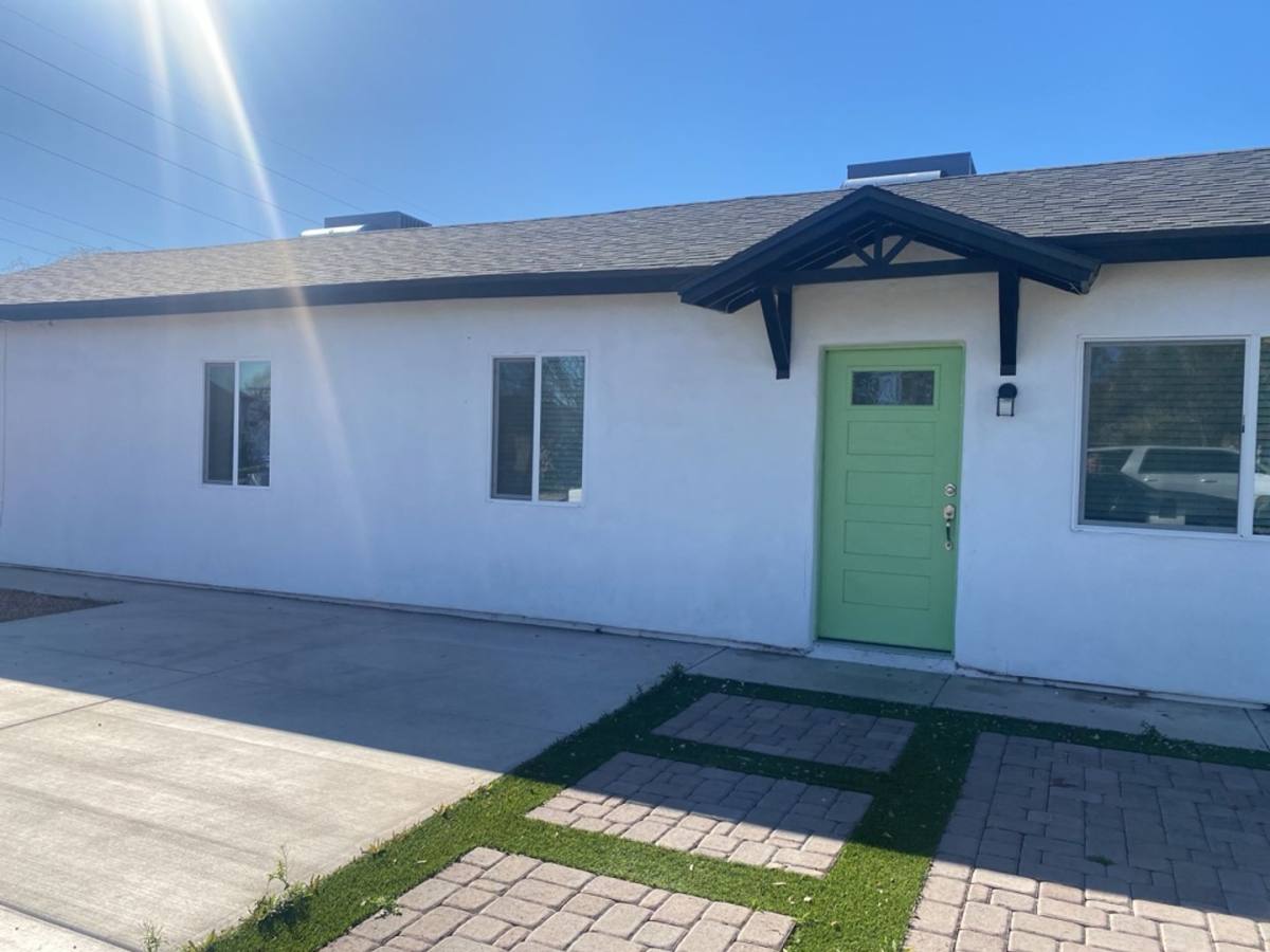 Apartment for rent at 257 E Oakland St, Chandler, AZ 85225
