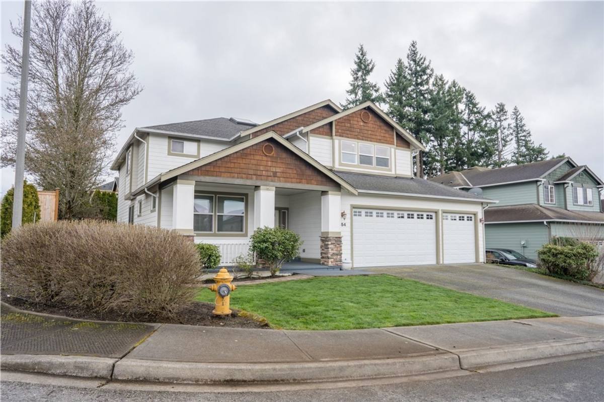 House for rent at 354 Quincy Ave NE, Renton, WA 98059