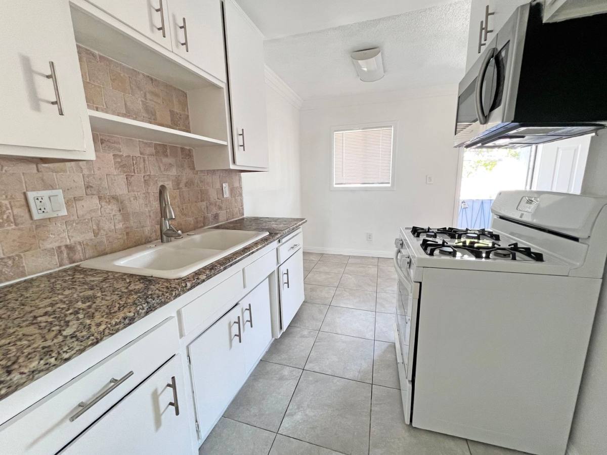 1214 E Hellman St, Long Beach, CA 90813 - Apartment for Rent - Image 3