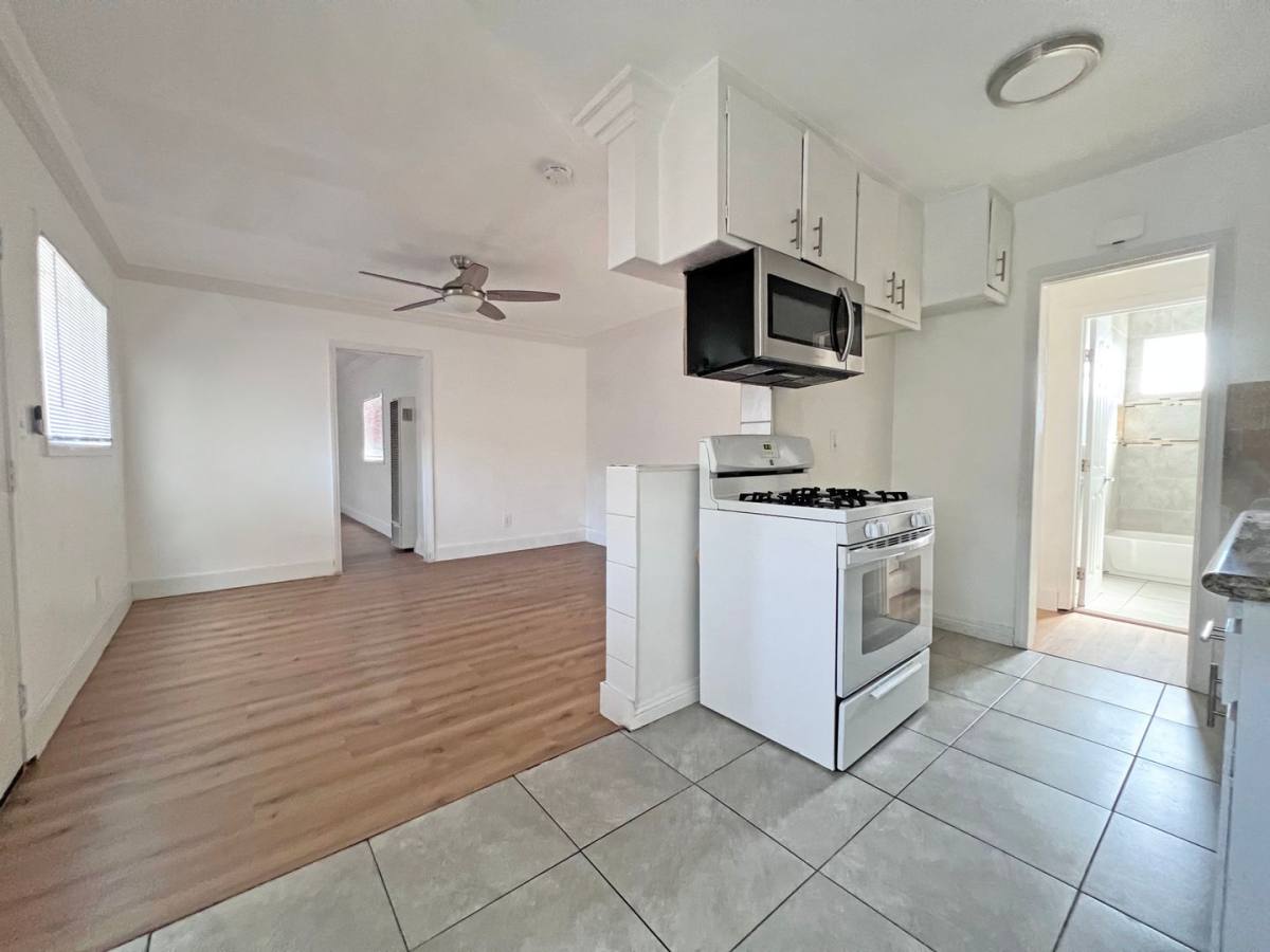 1214 E Hellman St, Long Beach, CA 90813 - Apartment for Rent - Image 2