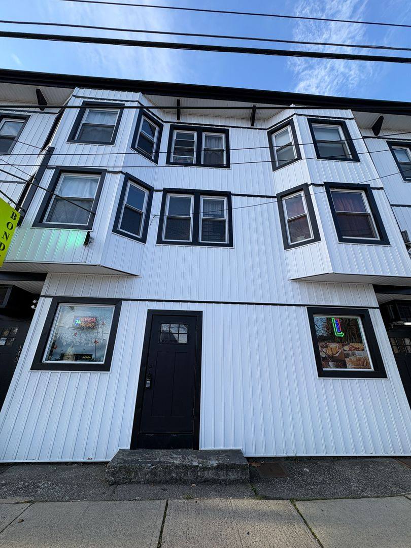 Apartment for rent at 141-149 N 9th St, Stroudsburg, PA 18360