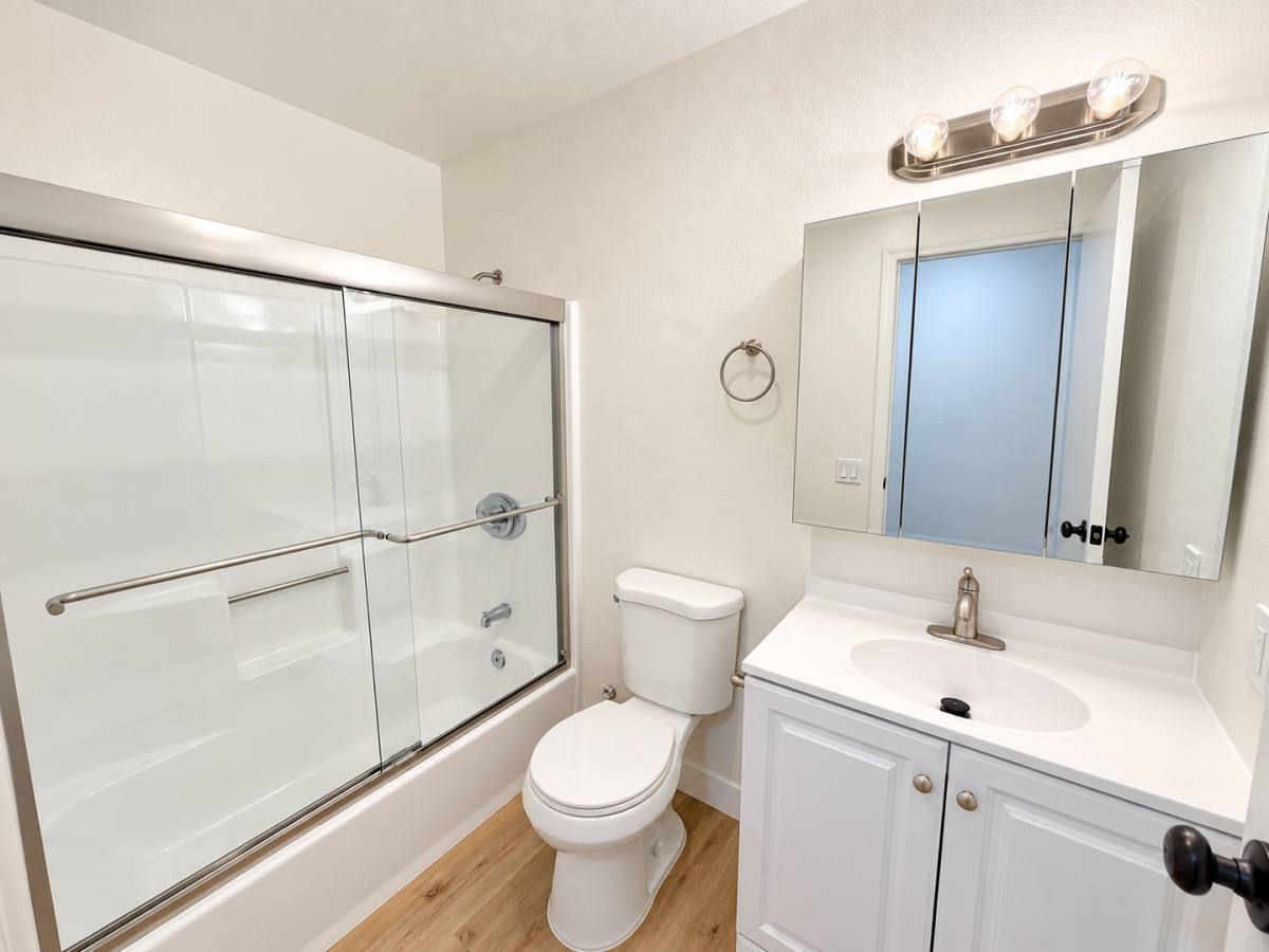 410 E Elmwood Ave, Burbank, CA 91501 - Apartment for Rent - Image 8