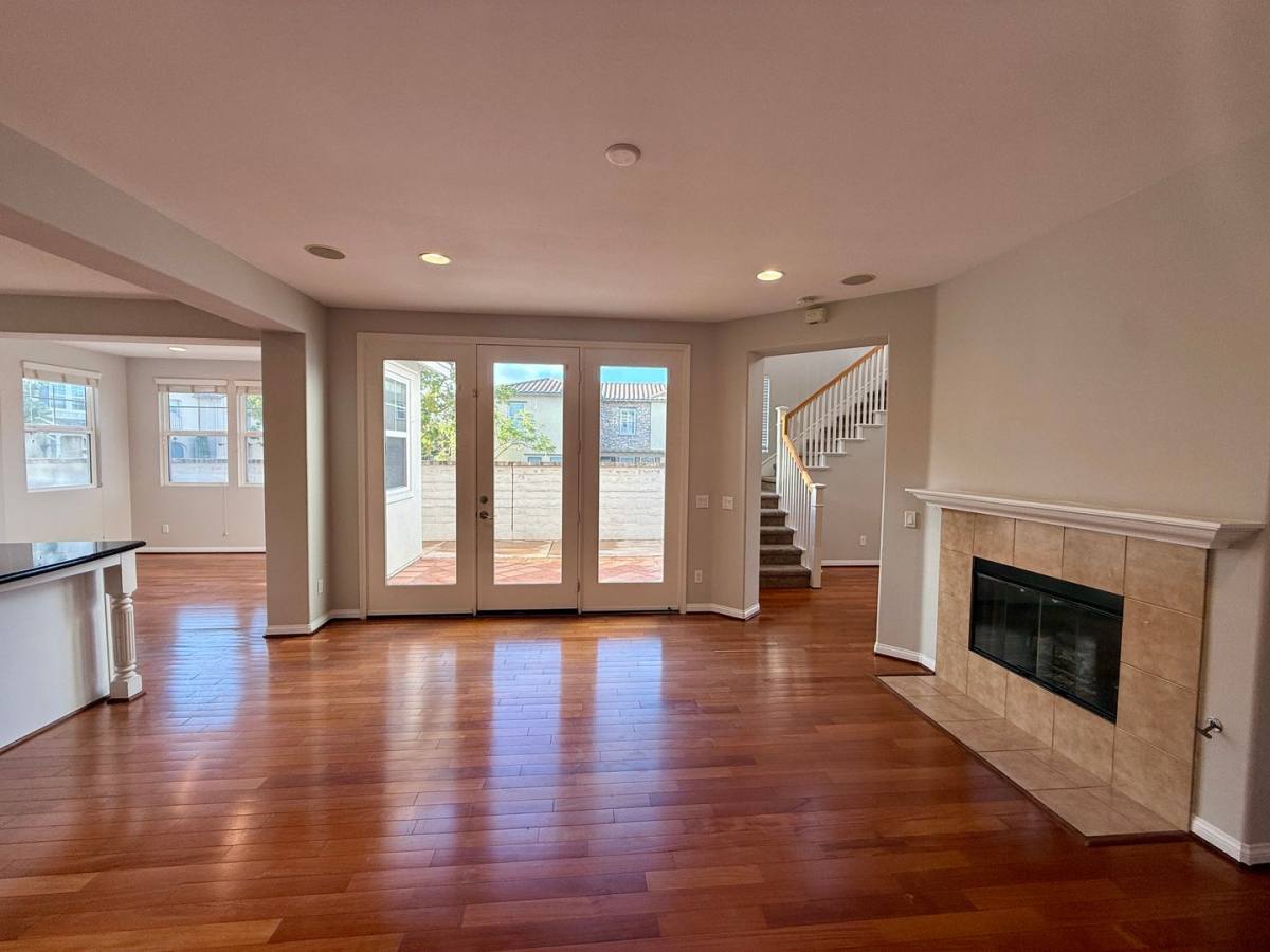 6097 African Holly Trail, San Diego, CA 92130 - House for Rent - Image 8