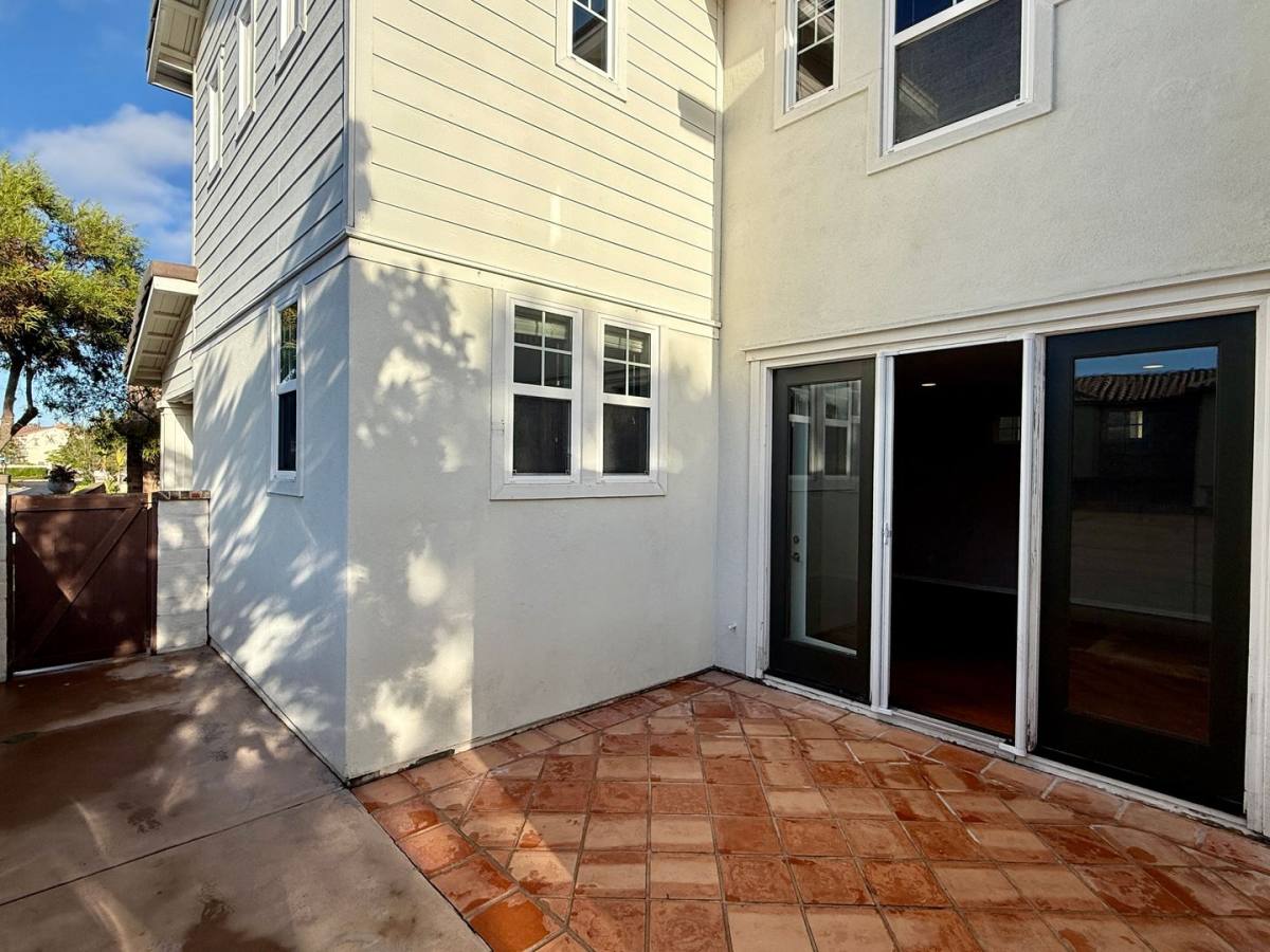 6097 African Holly Trail, San Diego, CA 92130 - House for Rent - Image 10