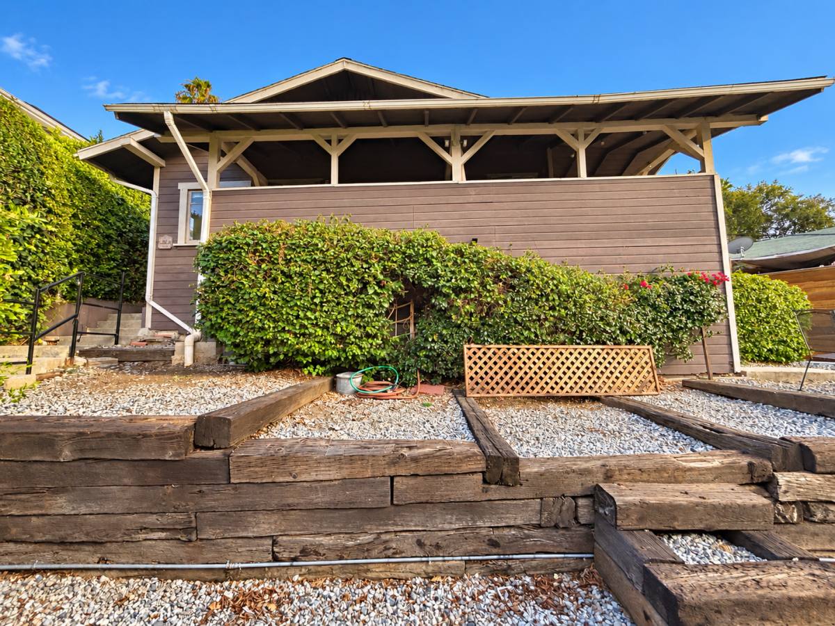 1102 Westerly Terrace, Los Angeles, CA 90026 - Apartment for Rent - Image 1