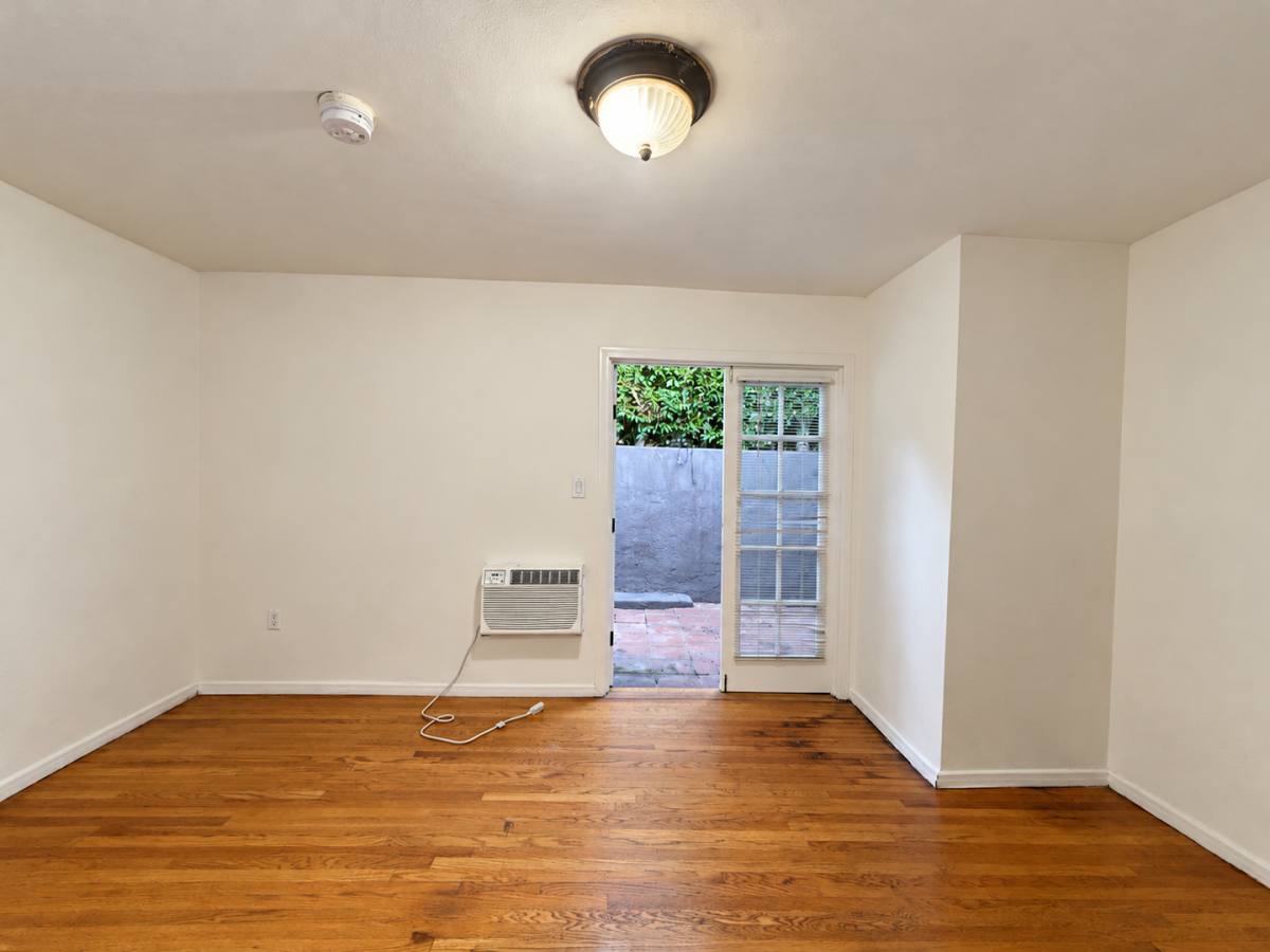 1102 Westerly Terrace, Los Angeles, CA 90026 - Apartment for Rent - Image 9