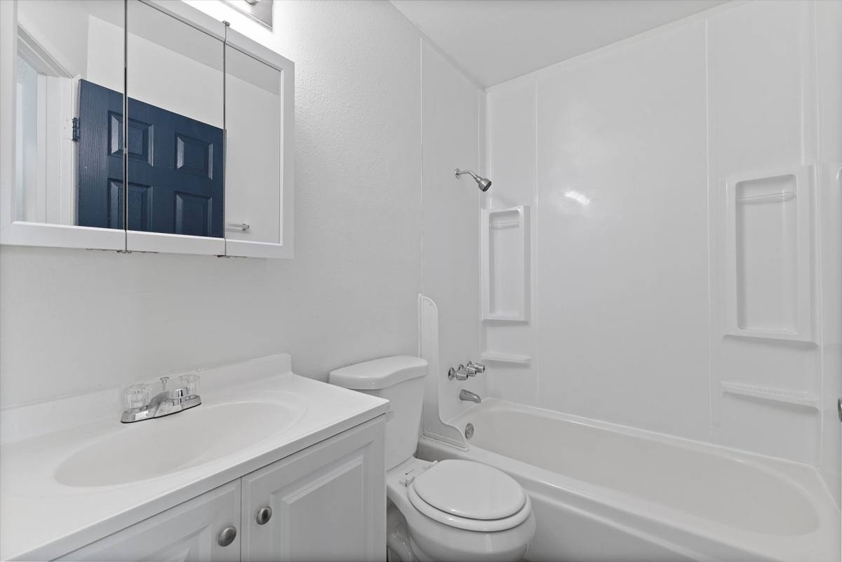 11111-11151 SE Bush St, Portland, OR 97266 - Apartment for Rent - Image 10